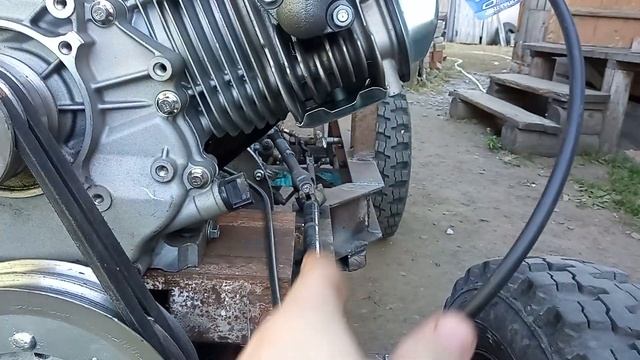 Самодельный минитрактор классика. Педаль газа, бампер, подножки. смотреть онлайн