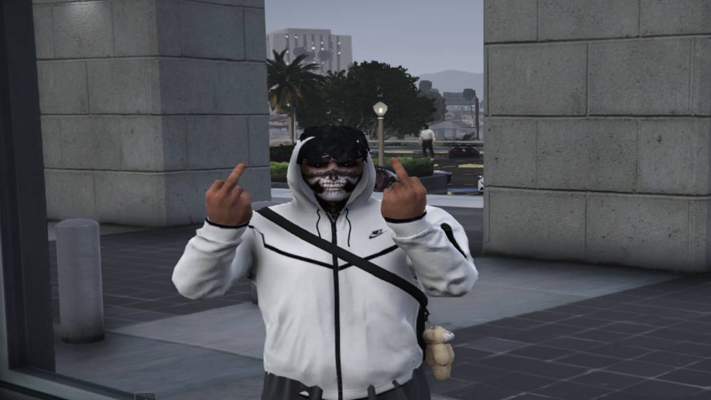 Grand Theft Auto V 2025.07.22 - 21.04.18.04 смотреть онлайн