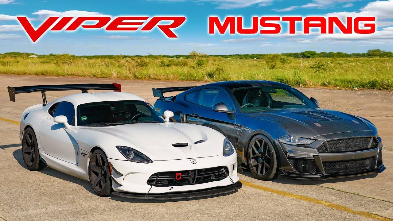 Кто победит в заезде： ТЮНИНГОВЫЙ Dodge Viper против Ford Mustang？ смотреть онлайн
