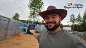 Улитки Мюллера жрут всё! 🐌 Кормим их и боремся с мышкой на ферме!