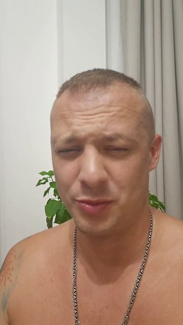 Рубанул палец от БредаНет