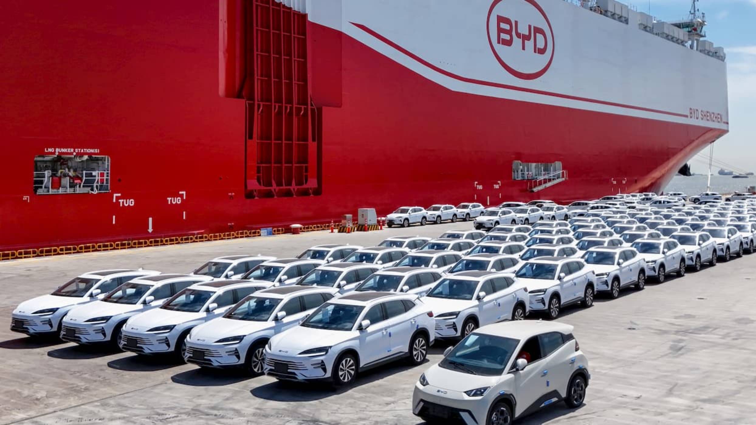 Китайский гигант Byd Shenzhen для перевозки Авто смотреть онлайн