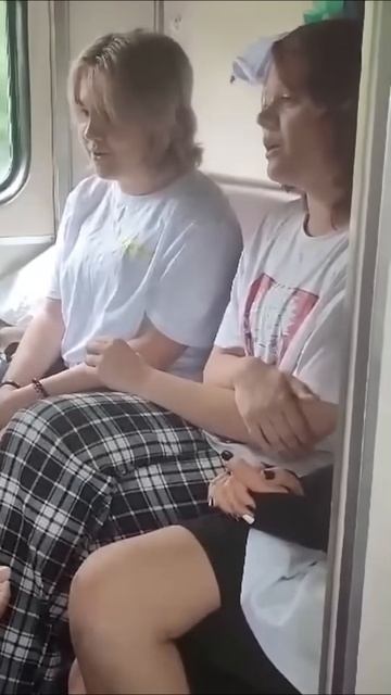 Так пели в моем детстве. Ностальгия у меня! Поют в ж_д вагоне смотреть онлайн