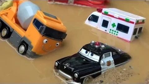 Бибо Поиграй с Тайо - маленькой игрушечной машиной-автобусом в гараже