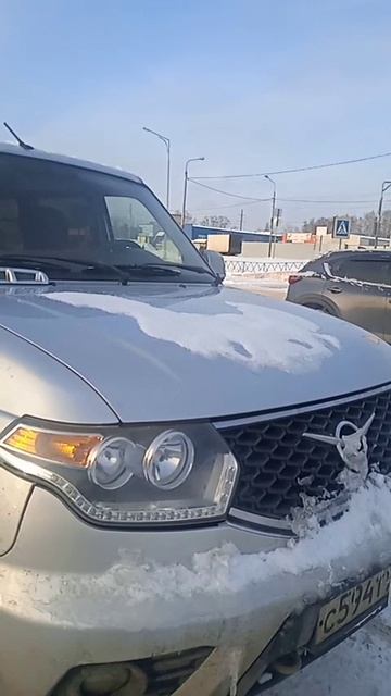 Владелец УАЗ живет под капотом, а я даже ключи не вожу смотреть онлайн