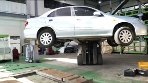 Процесс утилизации автомобилей в Южной Корее.