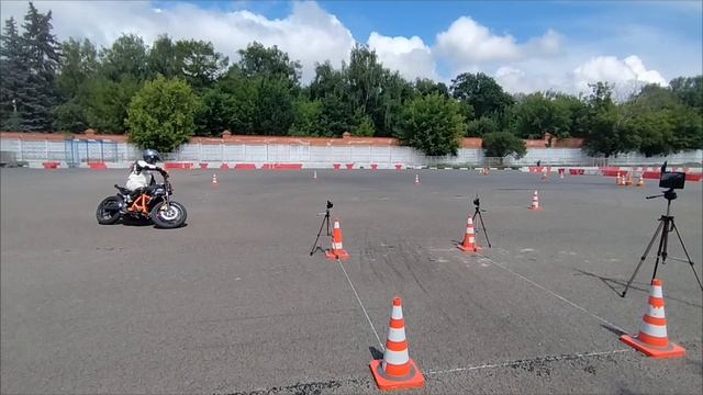 Gymkhana GP 2025 Stage 3/ Heat 1/Egor Ostapenko/ Bajaj Pulsar NS 200 / 00:59:366