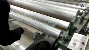 Работа автоматического ткацкого станка