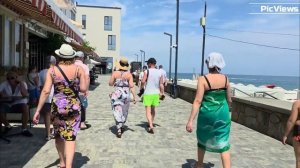 Сочи Адлер пляж Чайка сегодня 22 июля 2025. Какая погода сейчас в Сочи. Обстановка на пляже сейчас