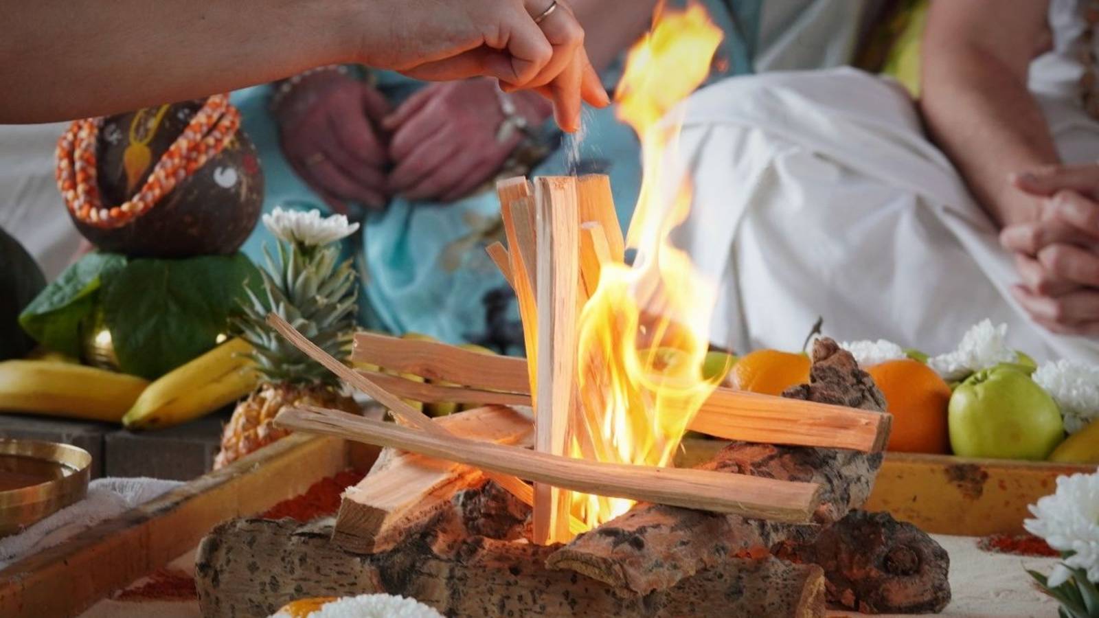 21/07/2025 Ягья для начала строительства «Голока Парка» в Омске. Е.М. Чайтанья Чандра Чаран прабху смотреть онлайн
