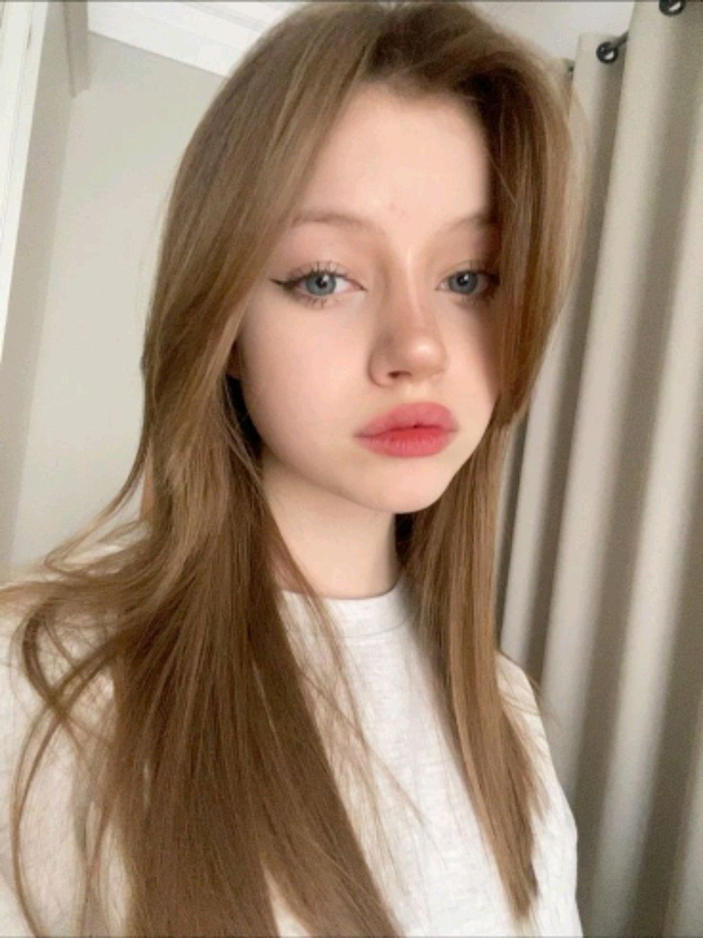 доделываем ногти Чек и рассказывай историю