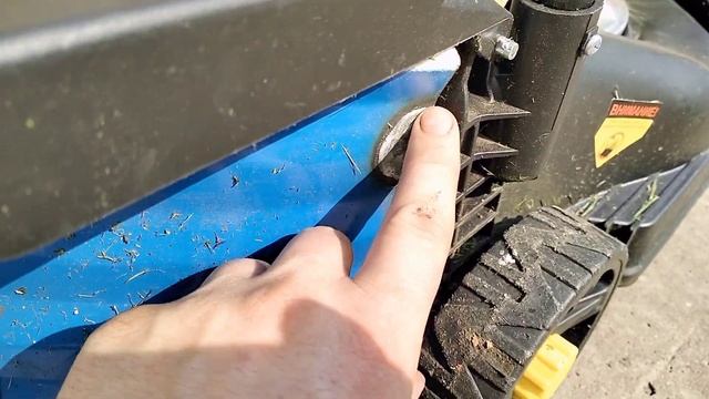 Газонокосилка HUTER. Небольшая , но полезная доработка. смотреть онлайн