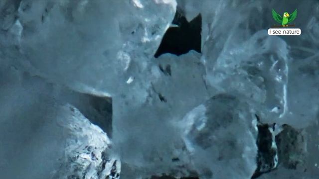 Почему лёд ломает трубы? смотреть онлайн