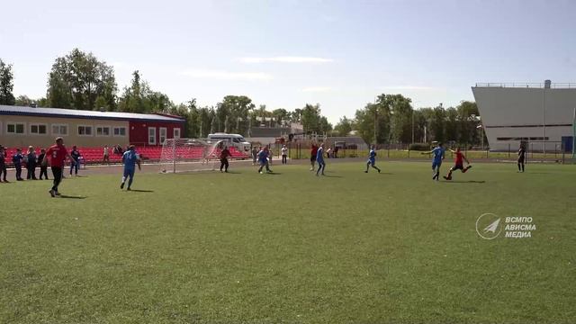Волейбол и футбол между руководителями ВСМПО и АВИСМА смотреть онлайн
