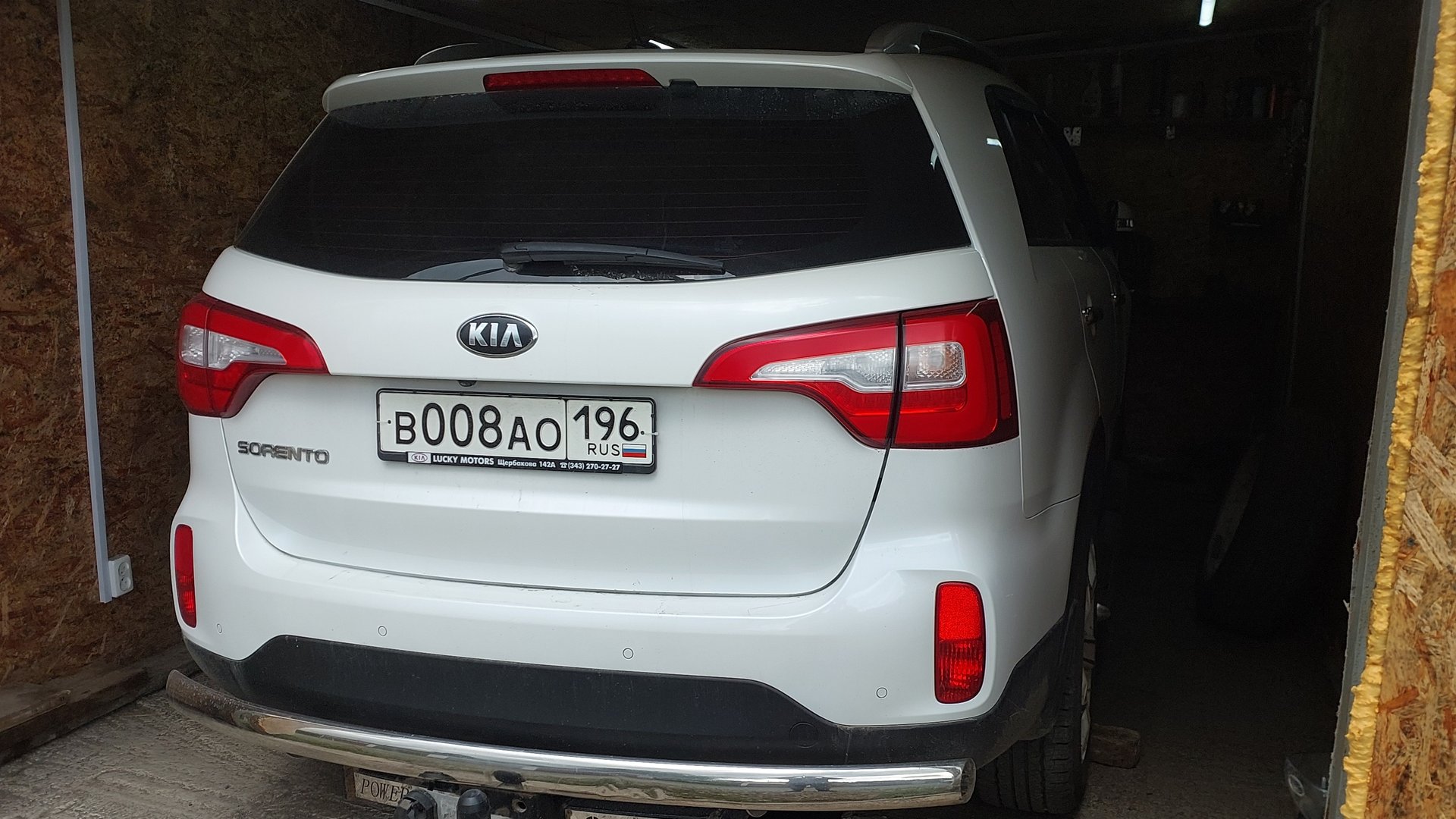 Замена колодок ручника на Киа Соренто, а также рулевых наконечников и задних стоек стабилизатора. смотреть онлайн