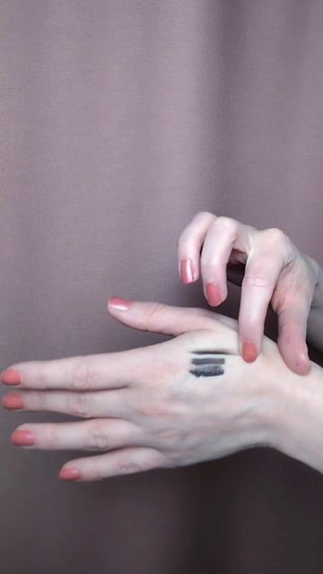 Карандаши для макияжа глаз