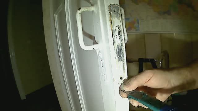 У этой двери замок есть! смотреть онлайн