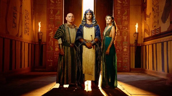 Сериал Тут – 1 сезон 3 серия / Tut