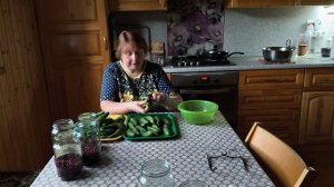 23 июля. День Дачника.
Биседую, отвечаю на вопросы.