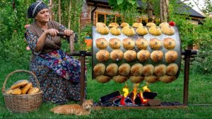 Крестьянские Мясные Пироги, Приготовленные на Бочке