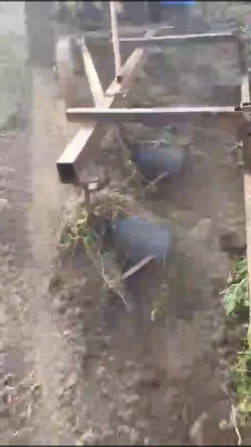 Минитрактор классика на уаз мостах, пашет плугом 4 корпуса. смотреть онлайн