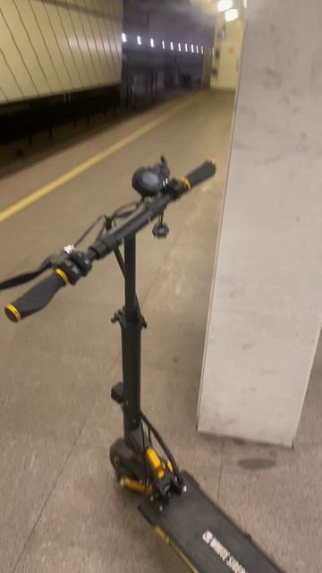 Нельзя в метро с электросамокатом!!! #whitesiberia#электротранспорт#электросамокат#метро#запрет смотреть онлайн