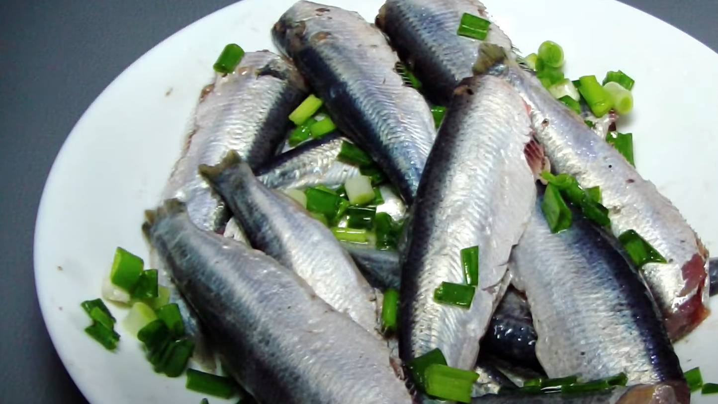 Пряная салака в маринаде смотреть онлайн