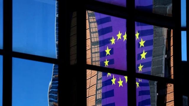 FT: ЕС готовится к жестким переговорам с КНР по торговле. смотреть онлайн