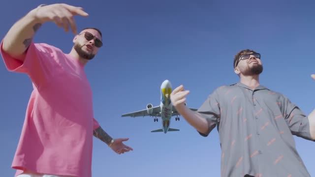 Kamazz, Зомб - Туда где лето смотреть онлайн