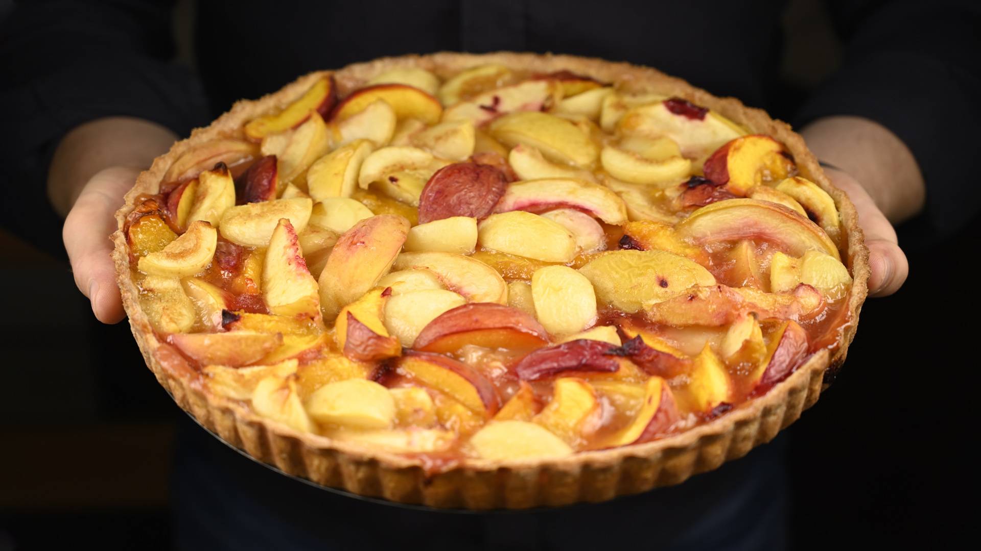 Простой пирог с персиками без заморочек. Идеальный пирог к чаю! смотреть онлайн