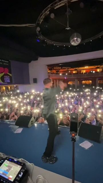 Говорят, нет песни которую можно слушать вечно? Пусть говорят, мы-то знаем правду смотреть онлайн