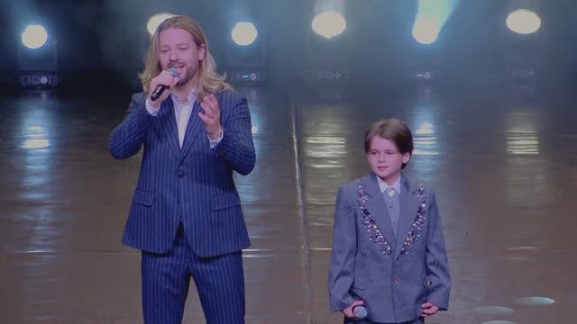 «Цветы для мамы» А.Комбаров & А.Бородин