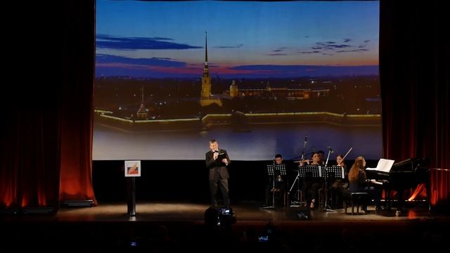 ВАДИМ ШЕФНЕР
Много слов на земле. Есть дневные слова —
В них весеннего неба сквозит синева. Есть но смотреть онлайн