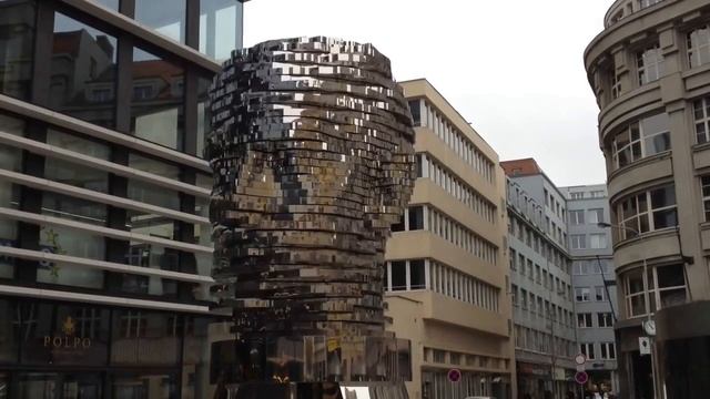 САМЫЕ УДИВИТЕЛЬНЫЕ и необычные ФОНТАНЫ смотреть онлайн