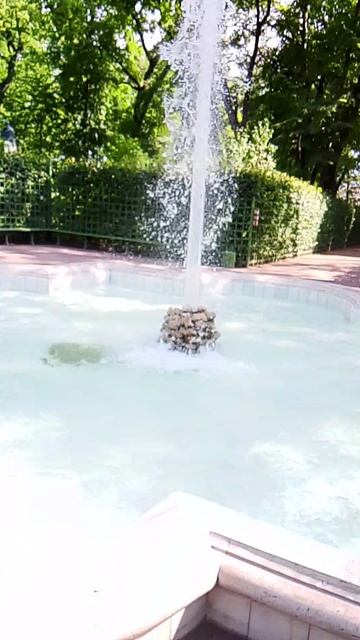 Санкт-Петербург фонтан 2