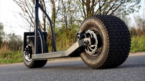 Самодельный электросамокат на широких шинах, с мотором 1.5KW