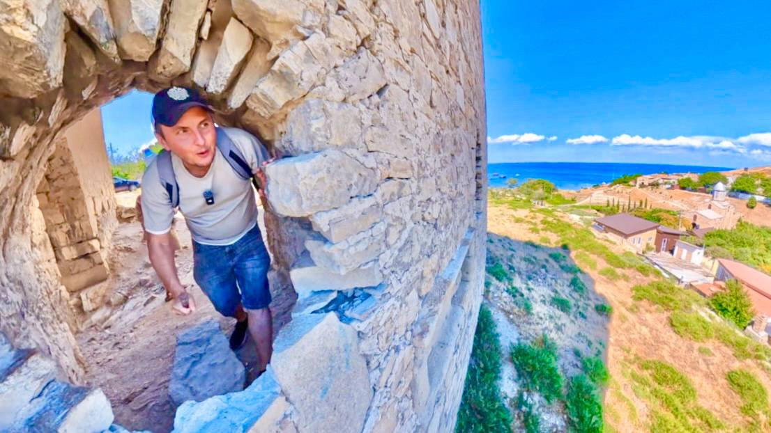 ФЕОДОСИЯ 2025! Древности и современность. ПОЛНЫЙ ПЛЯЖ! Выставка живописи "Морская феерия". Крым смотреть онлайн