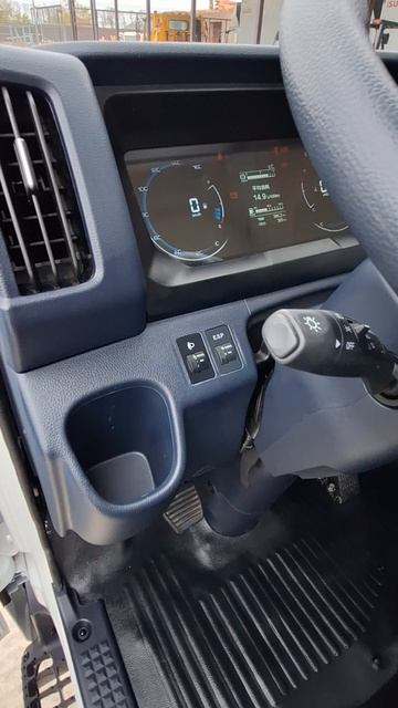 Isuzu Elf Emt7 усиленный бортовой грузовик категории В смотреть онлайн