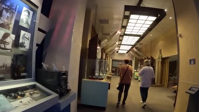 Экскурсия по музею в Дудинке (ч1) / Замерший мамонт / Кости и скелеты динозавров смотреть онлайн