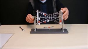 Вечная кинетическая скульптура Вечный двигатель