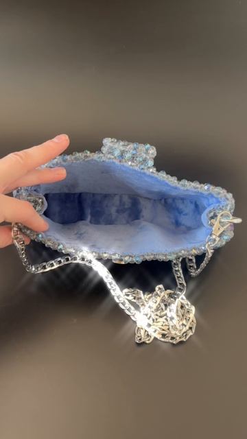 Клатч из хрустальных бусин. Ссылка на оформление в описании. смотреть онлайн