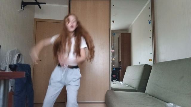 Cover Dance Freak Yuqi