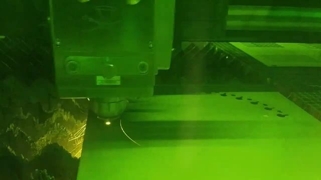 Laser Cutting Motor Laminate _ IPG LaserCube смотреть онлайн