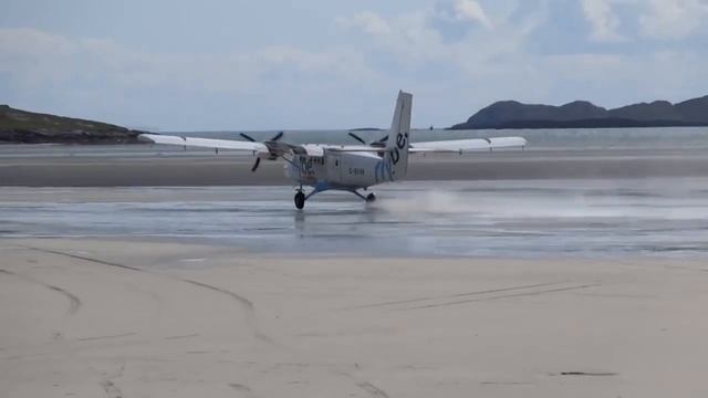 10 САМЫХ НЕОБЫЧНЫХ АЭРОПОРТОВ МИРА смотреть онлайн