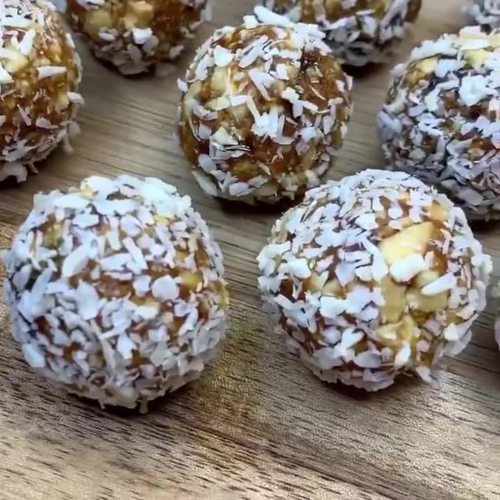 КОНФЕТЫ ИЗ ФИНИКОВ И АРАХИСА смотреть онлайн
