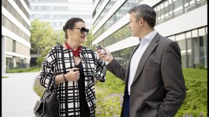 Видеообзор голосового переводчика Revolution x69k