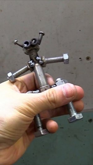 Увлекательная игрушка для ребенка из болтов и гаек за 10минут.