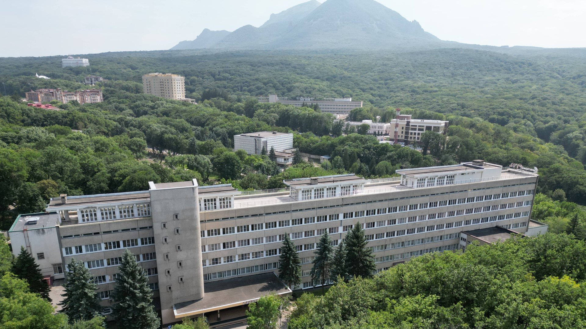 Санаторий "Русь" (495)877-23-23 город-курорт Железноводск, путевки с лечением по официальным ценам смотреть онлайн