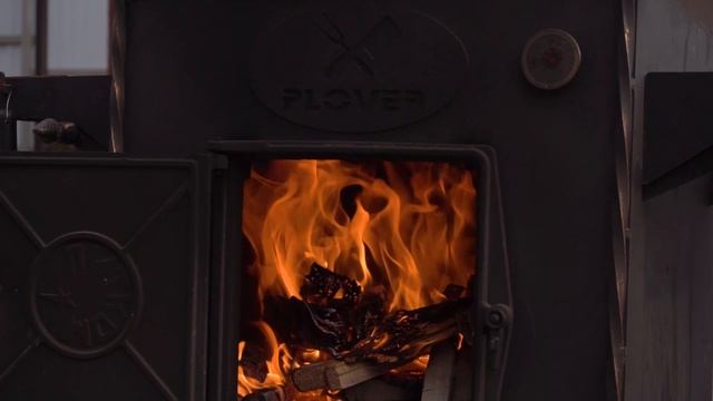 ЖАРЕНАЯ КАРТОШКА с СОЧНЫМ МЯСОМ в КАЗАНЕ 🥩 🥔 смотреть онлайн