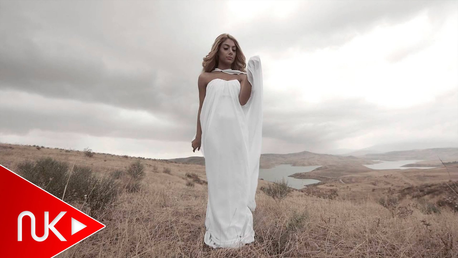 Sevil Sevinc - Ureyim смотреть онлайн